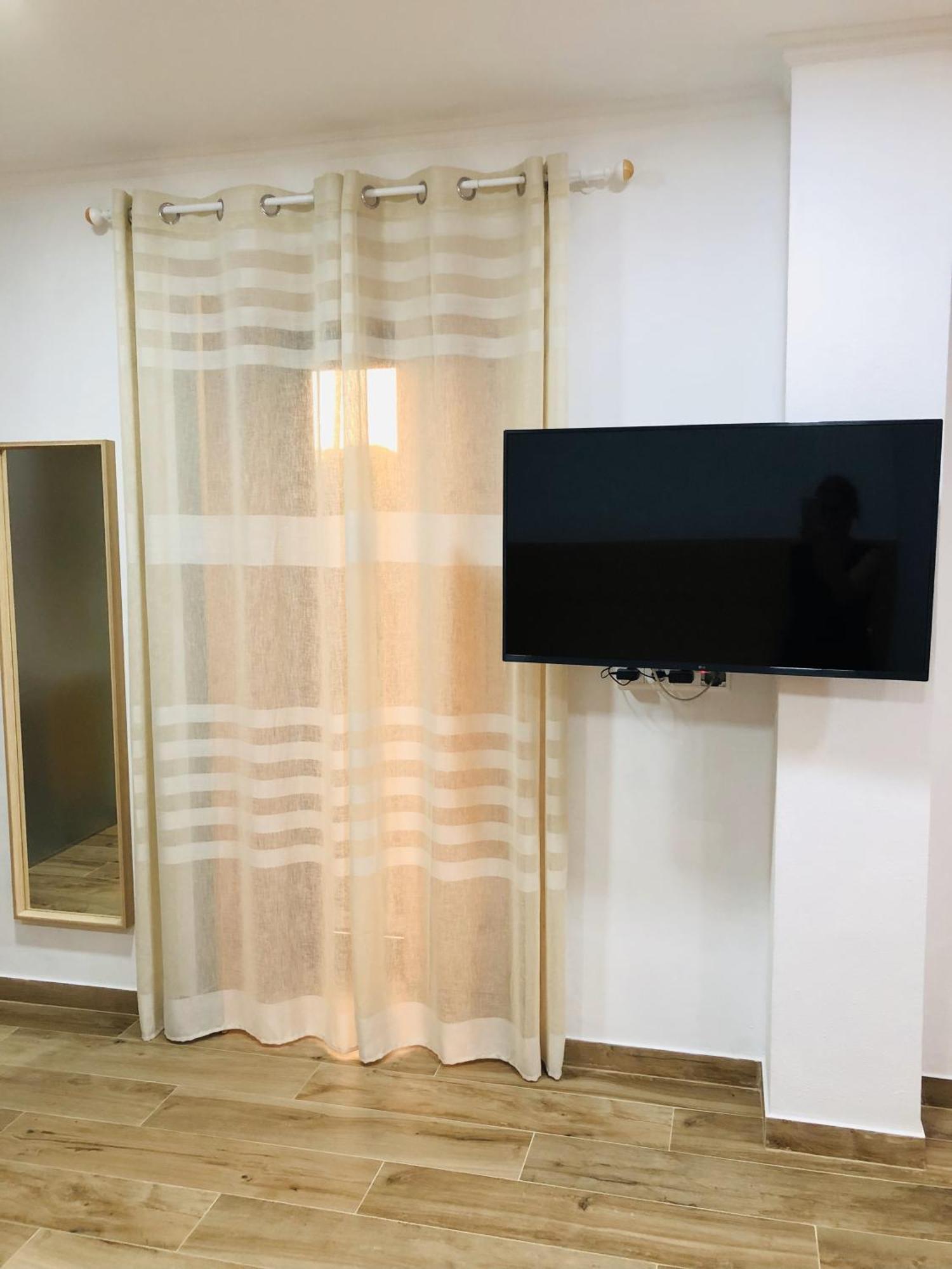 Amu- Apartamentos Misterios Da Urzelina Εξωτερικό φωτογραφία