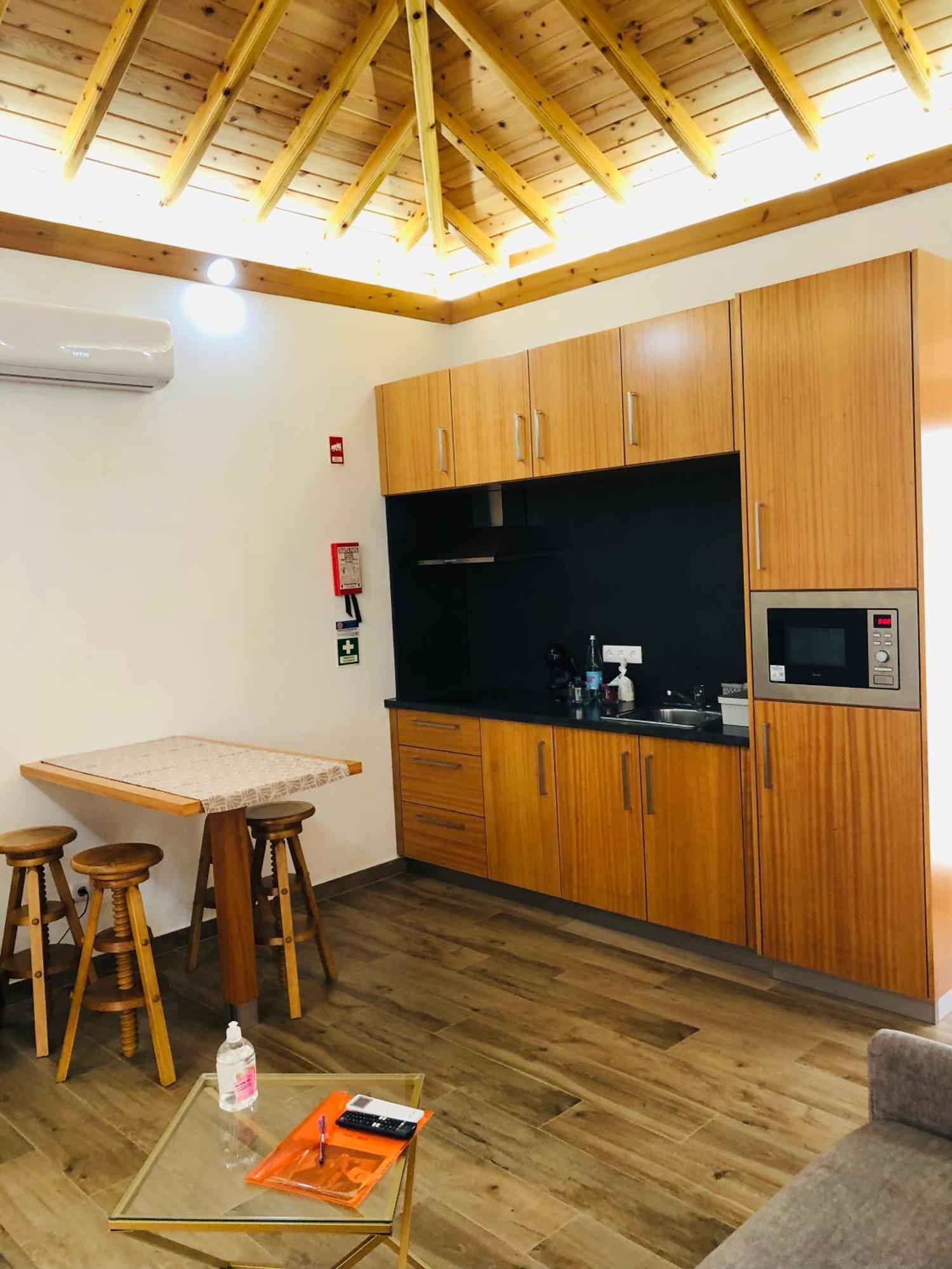 Amu- Apartamentos Misterios Da Urzelina Εξωτερικό φωτογραφία